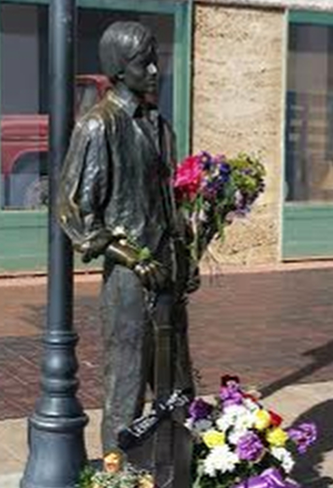 Standin’ on the corner in Winslow, Ariz., is a statue depicting the late Glenn Frey, the Eagles musician who co-wrote with Jackson Browne “Take It Easy.”
– The Associated Press