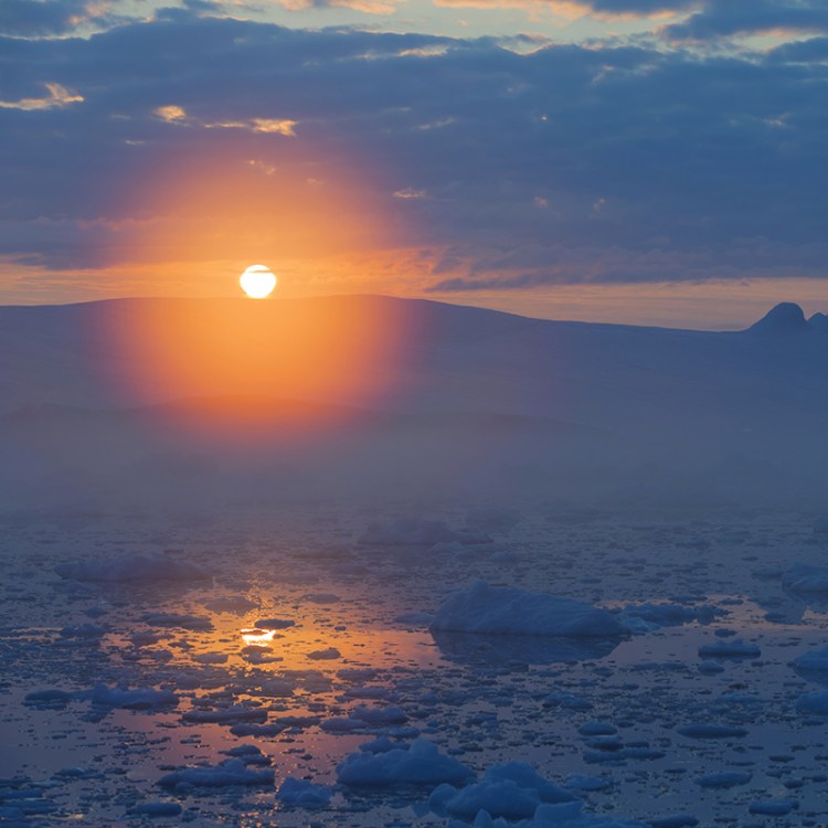 The study suggests that in clear conditions, about 58 percent of meltwater refreezes after sunset, but only 45 percent refreezes when clouds are present. Shutterstock image