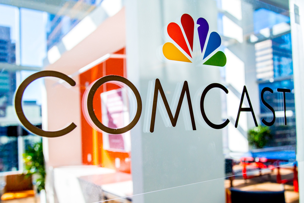 Comcast said Wednesday that it added 89,000 TV customers in the last three months of 2015, the best fourth quarter in eight years.