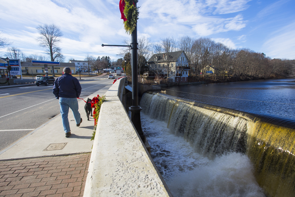 The Kennebunk Light & Power District will surrender its license for the Kesslen Dam in Kennebunk and two others.