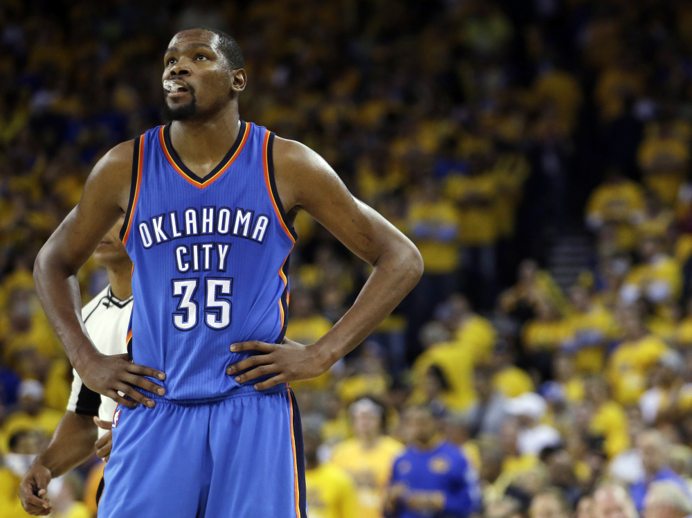 Kevin Durant, whose Oklahoma City Thunder fell short in May in the Western Conference finals against Golden State, has decided to join the Warriors.