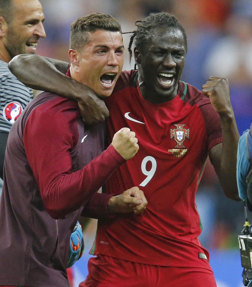 Thanks to an extra-time goal by Eder, right, Christiano Ronaldo, left, and his Portuguese teammates became European champions with a 1-0 win over France.