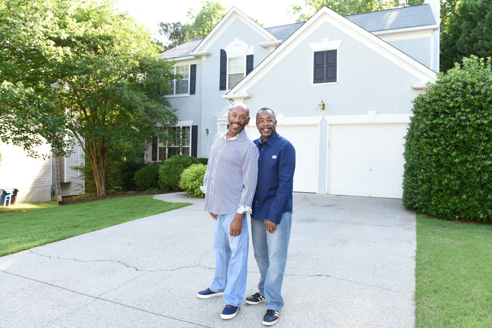 Stewart Nelson-Reid and Malcolm Reid at their home in Alpharetta, Ga. Like many Americans, the couple hasn't saved enough for retirement. (Pew Charitable Trusts/TNS)