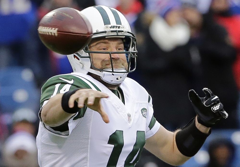 Ryan Fitzpatrick had a breakout season with the Jets last year, turning around a 4-12 team from the year before and nearly earning an AFC wild-card berth with a 10-6 record.