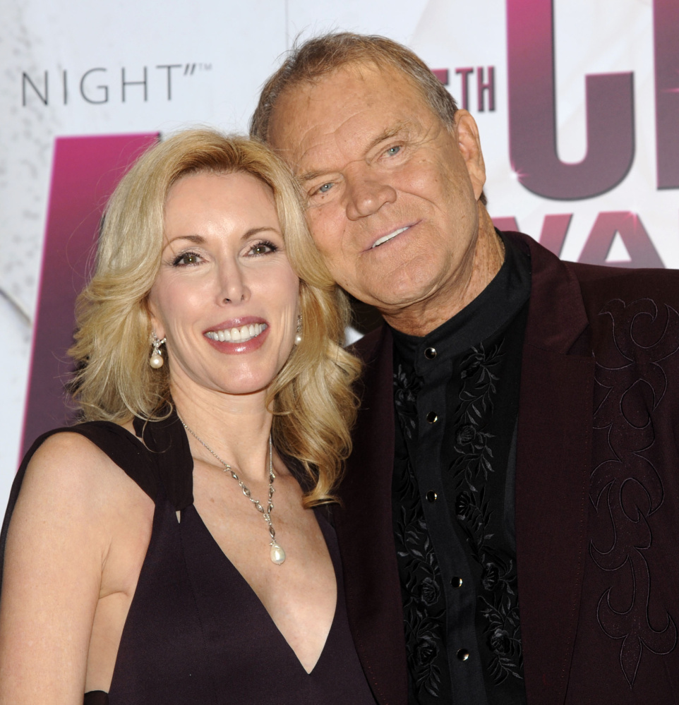 Kim and Glen Campbell in 2011, the year he was diagnosed with Alzheimer's disease.