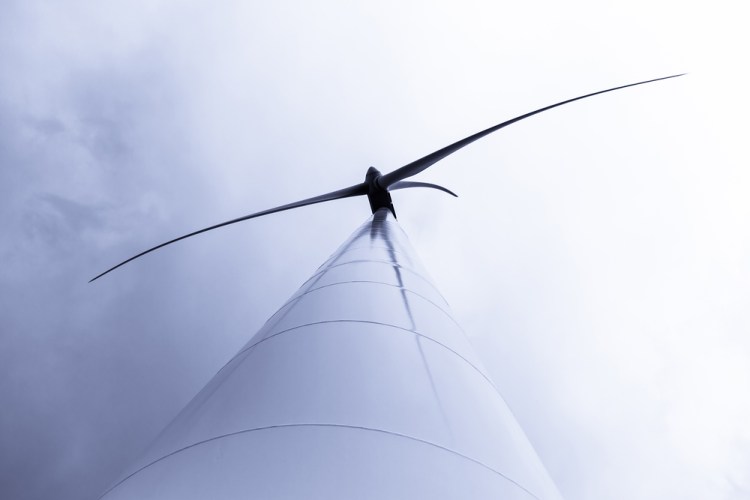 By 2030, experts expect the average onshore wind turbine to stand about 380 feet tall (from the ground to the "hub," where the rotor attaches) and to have a rotor diameter of 440 feet. 