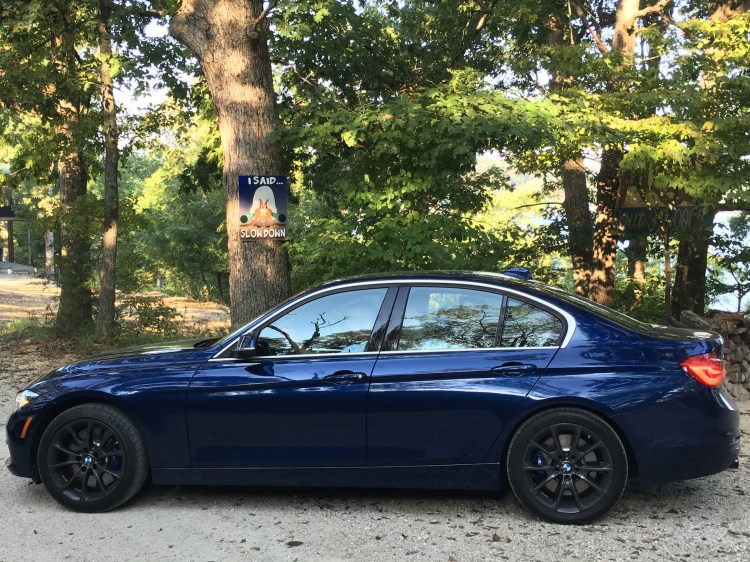The 2016 BMW 340i uses a new 3-liter in-line 6-cylinder turbocharged engine. 