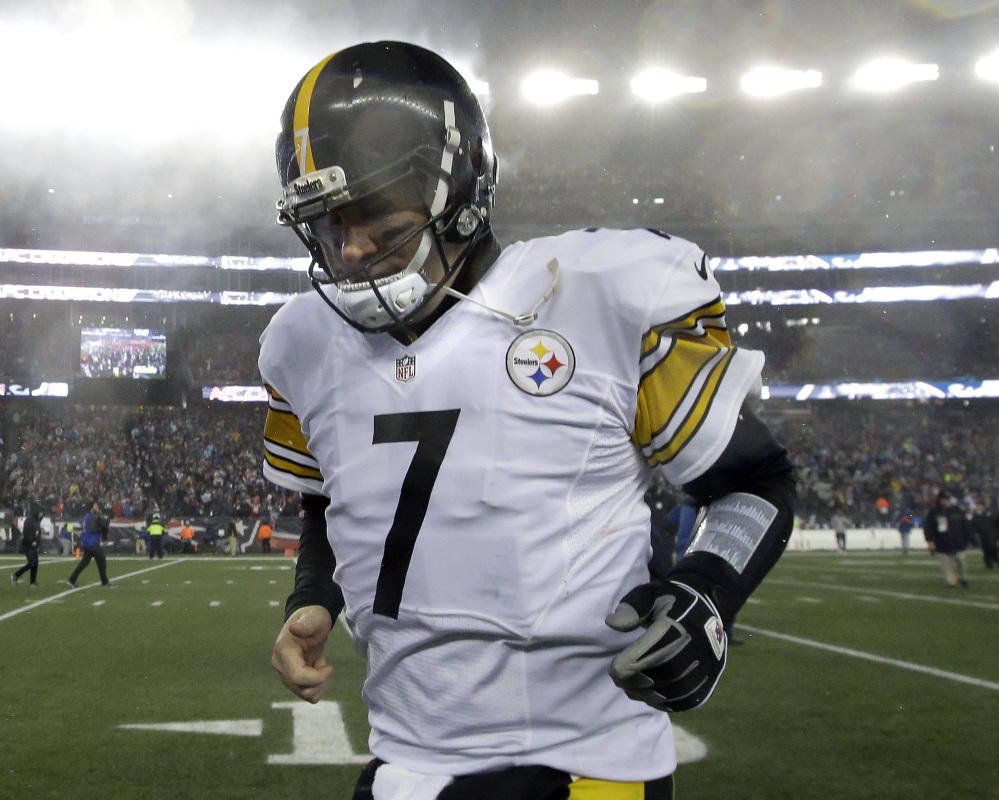 Quarterback Ben Roethlisberger of the Pittsburgh Steelers is under contract through 2020 but has dealt with knee injuries the past two seasons.