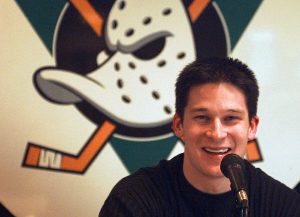 Paul Kariya's NHL career was still in its early stages in 1997 when he re-signed with Anaheim, where he teamed up with Teemu Selanne to form one of the league's best scoring duos.