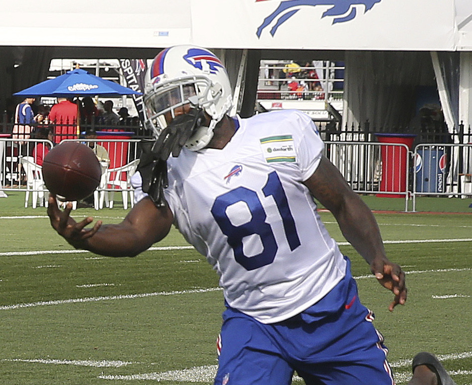 Newly acquired Buffalo receiver Anquan Boldin makes a catch during training-camp drills in Pittsford N.Y. 