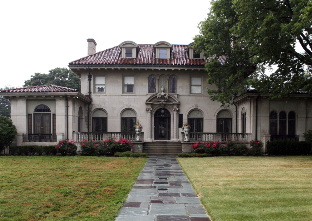The Detroit mansion once owned by Motown Records founder Berry Gordy Jr will host an auction.