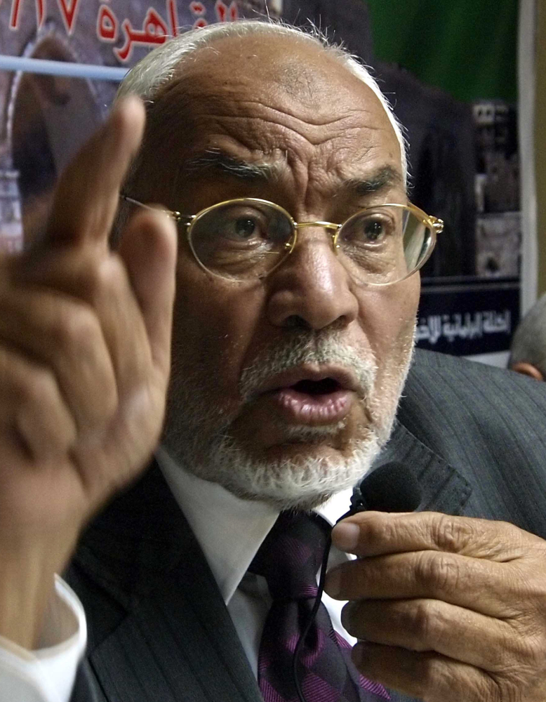 Muslim Brotherhood leader Mohammed Mahdi Akef speaks during a Cairo news conference in 2009.