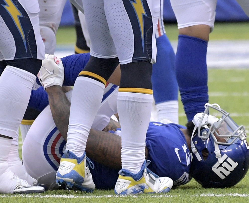 Odell Beckham Jr. and three other New York Giants wide receivers were injured Sunday against the Chargers as the team dropped to 0-5 with a 27-22 loss.