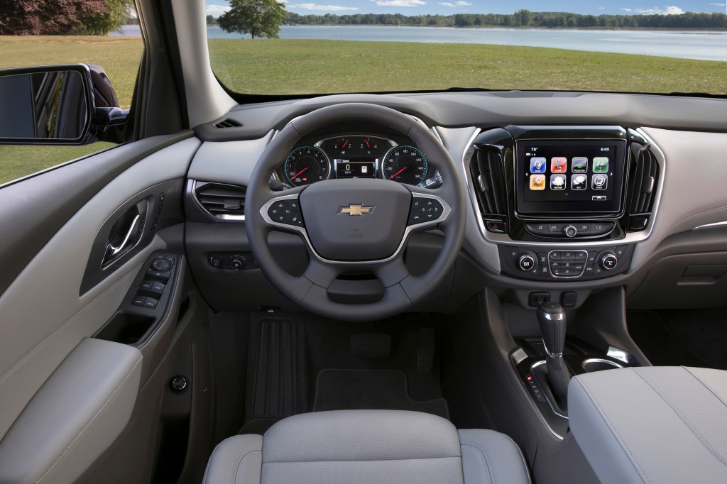 The 2018 Chevy Traverse's dynamic dash display's 
being accessible by steering wheel controls and high-fidelity voice commands means the touchscreen doesn't need much touching. 