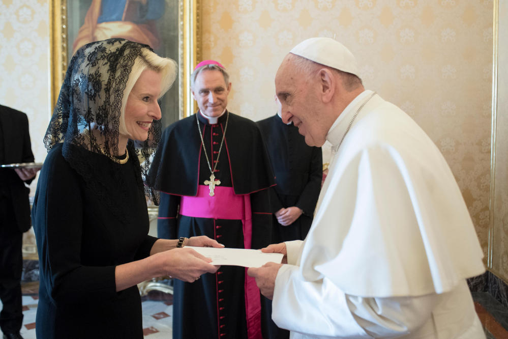 THE NEW AMBASSADOR
Callista Gingrich, the U.S. ambassador to the Holy See, presents her credentials to Pope Francis during a private audience at the Vatican on Friday. President Trump's nomination of Gingrich to the post caused some controversy because of her marriage to former U.S. Rep. Newt Gingrich, with whom she became involved when he was still married to his second wife.
