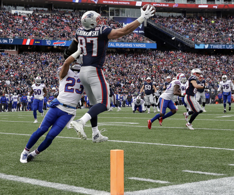 Rob Gronkowski made a one-handed catch of a Tom Brady pass Sunday and replay officials barely noticed. But had he been playing for Buffalo …