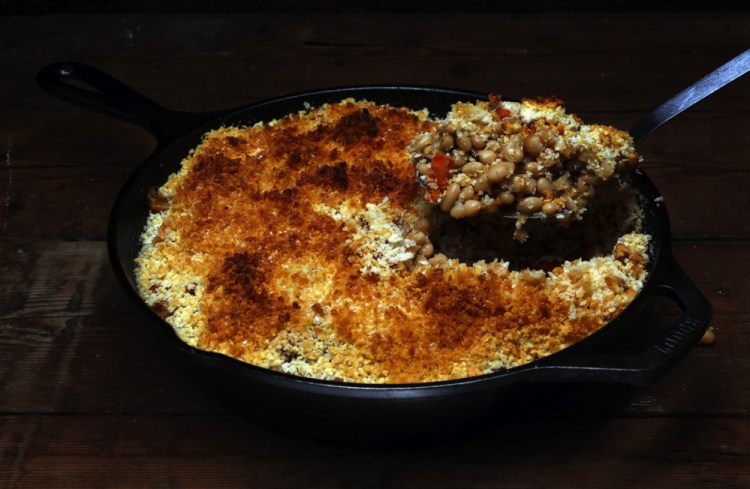 This recipe for bean gratin makes 8 to 10 servings.