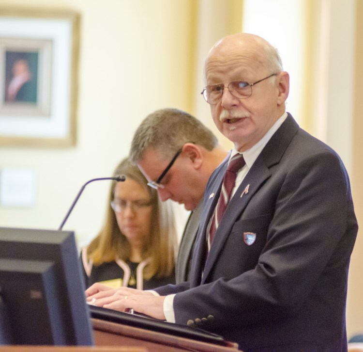 Tom Waddell of Litchfield delivers the Maine Senate's opening invocation Thursday morning at the State House.
