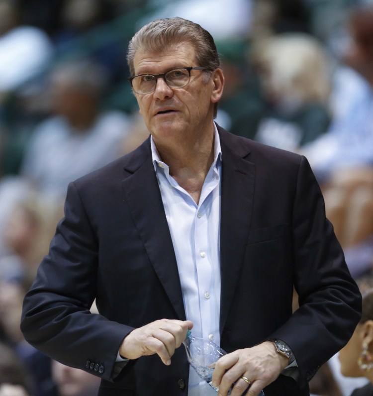 Geno Auriemma's UConn women are undefeated but still have plenty of motivation after falling to Mississippi State in last year's semifinals.