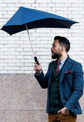 Created by a Dutch student in 2006, the Senz umbrella  uses sturdy ribbing averse to turning inside out.