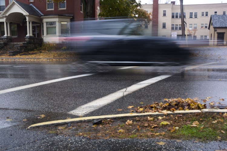 The number of pedestrian traffic fatalities in the U.S. each year soared 27 percent between 2007 and 2016, according to a new report, and pedestrians now account for 16 percent of all crash deaths.