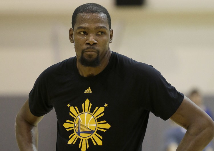 Golden State forward Kevin Durant opted out of the final year of his contract, but is ecpected to stay with the Warriors.