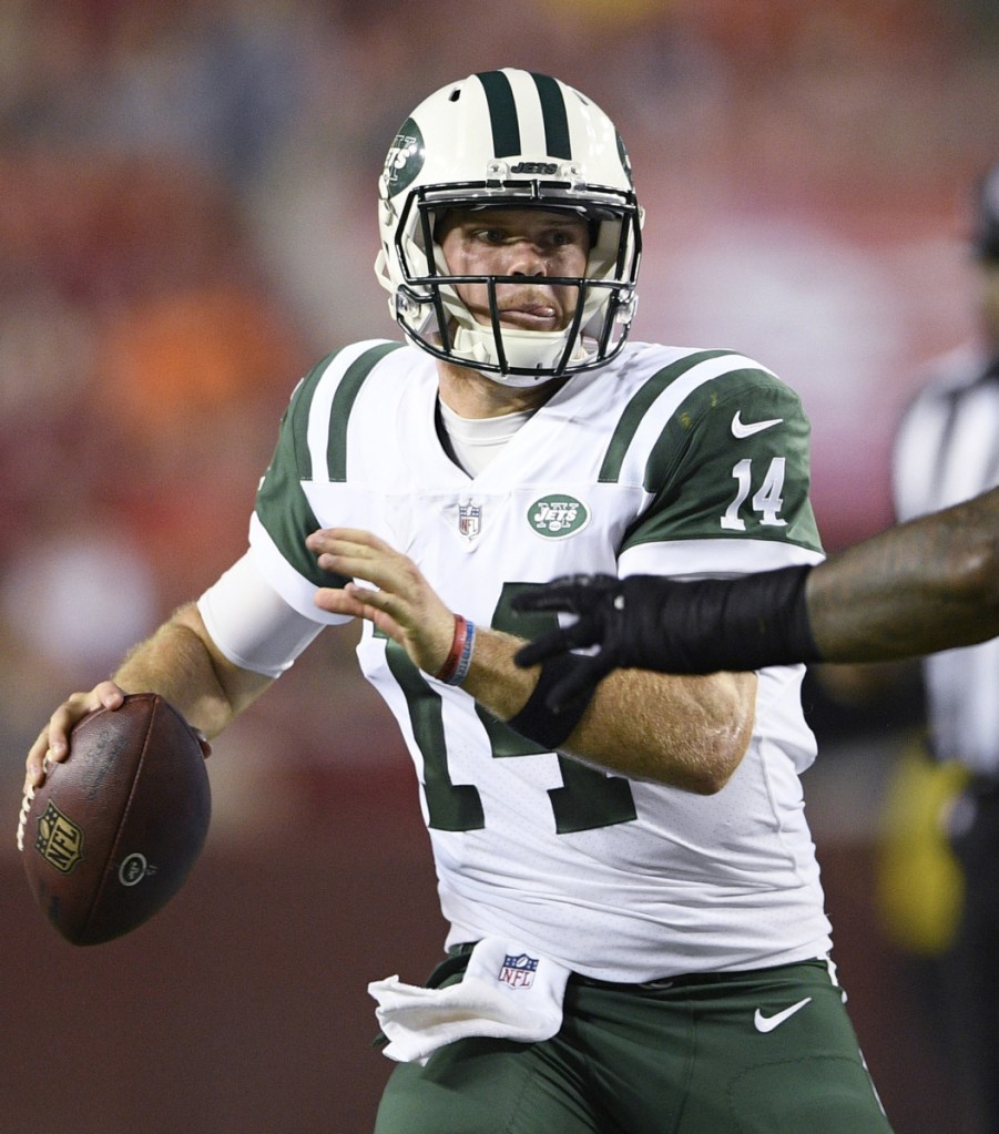 Rookie quarterback Sam Darnold is likely to start Friday for the Jets against the Giants, then be named the regular-season starter.