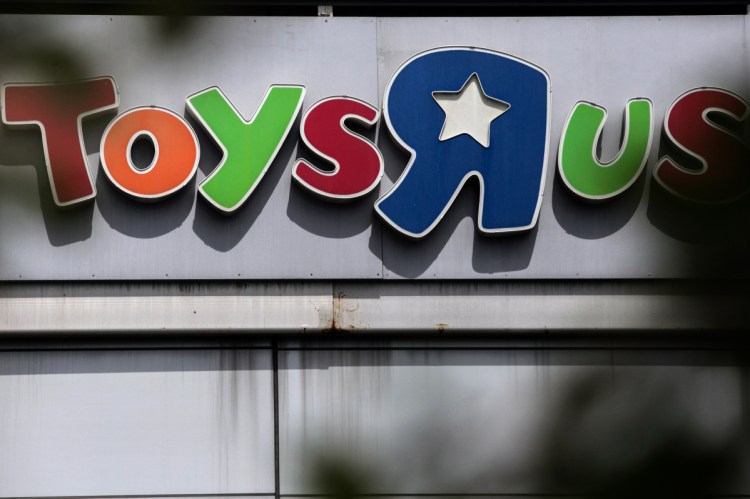 A group of secured lenders told a bankruptcy court they want to revive Toys 'R' Us.