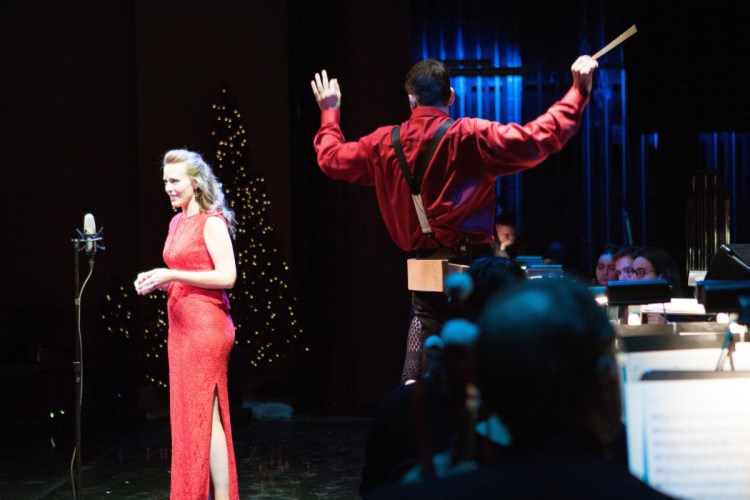 Soprano Elisabeth Marshall sings with Robert Moody and the Portland Symphony Orchestra in December 2016 
  
 Photo by Mical Hutson, courtesy of the Portland Symphony Orchestra