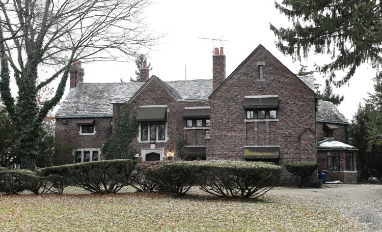 Aretha Franklin bought this historic Detroit mansion in 1993. It sold in October for $300,000.
