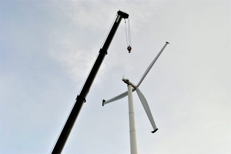 Work began on Thursday to remove the wind turbine on Saco Island.