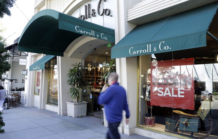 Carroll & Co., a 70-year-old store in Beverly Hills that made clothes worn by the likes of Clark Gable, Cary Grant and Frank Sinatra, will close in January.