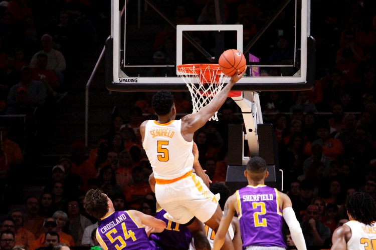 Tennessee guard Admiral Schofield (5) attempts a lay up against Tennessee Tech in the second half of a Saturday in Knoxville, Tenn. Tennessee wins 96-53. 