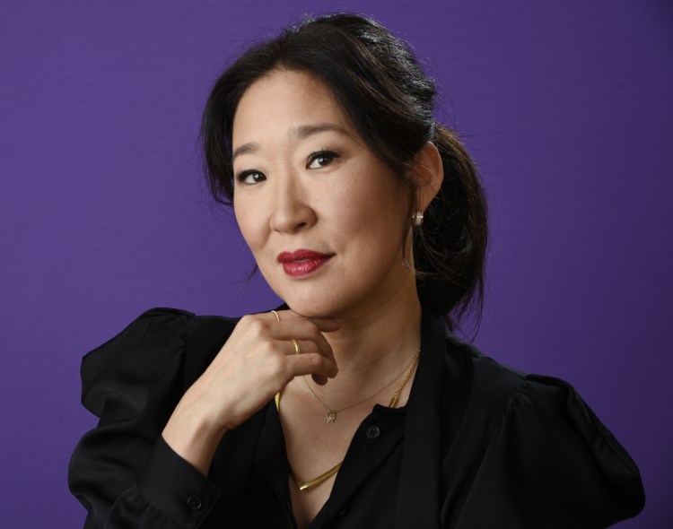 Sandra Oh will co-host this year's Golden Globe Awards show telecast Sunday on NBC.