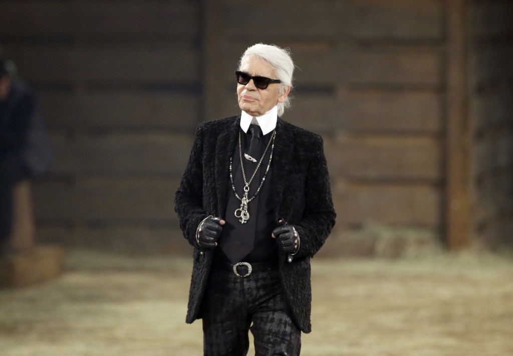 German designer Karl Lagerfeld dies