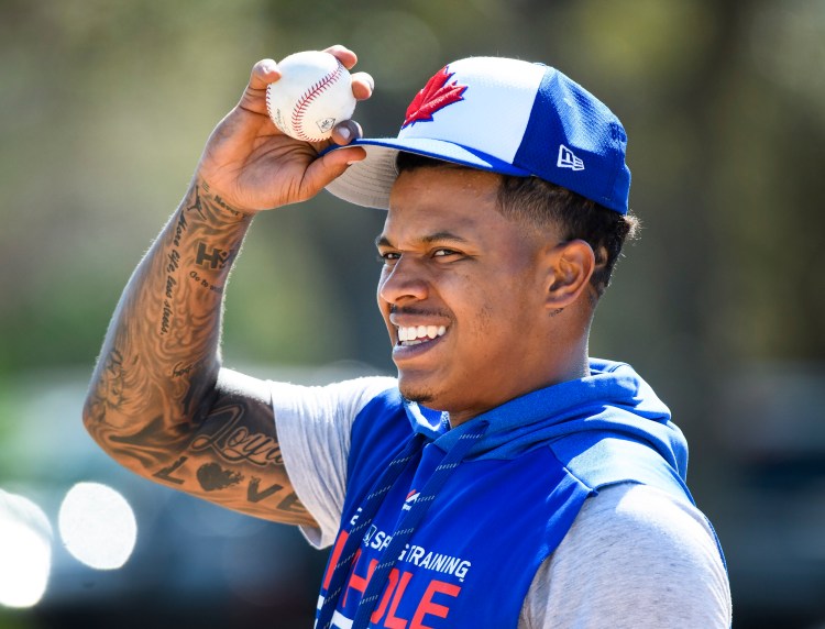 Blue Jays pitcher Marcus Stroman said is not good that veteran players have not signed contracts because young player need mentors.