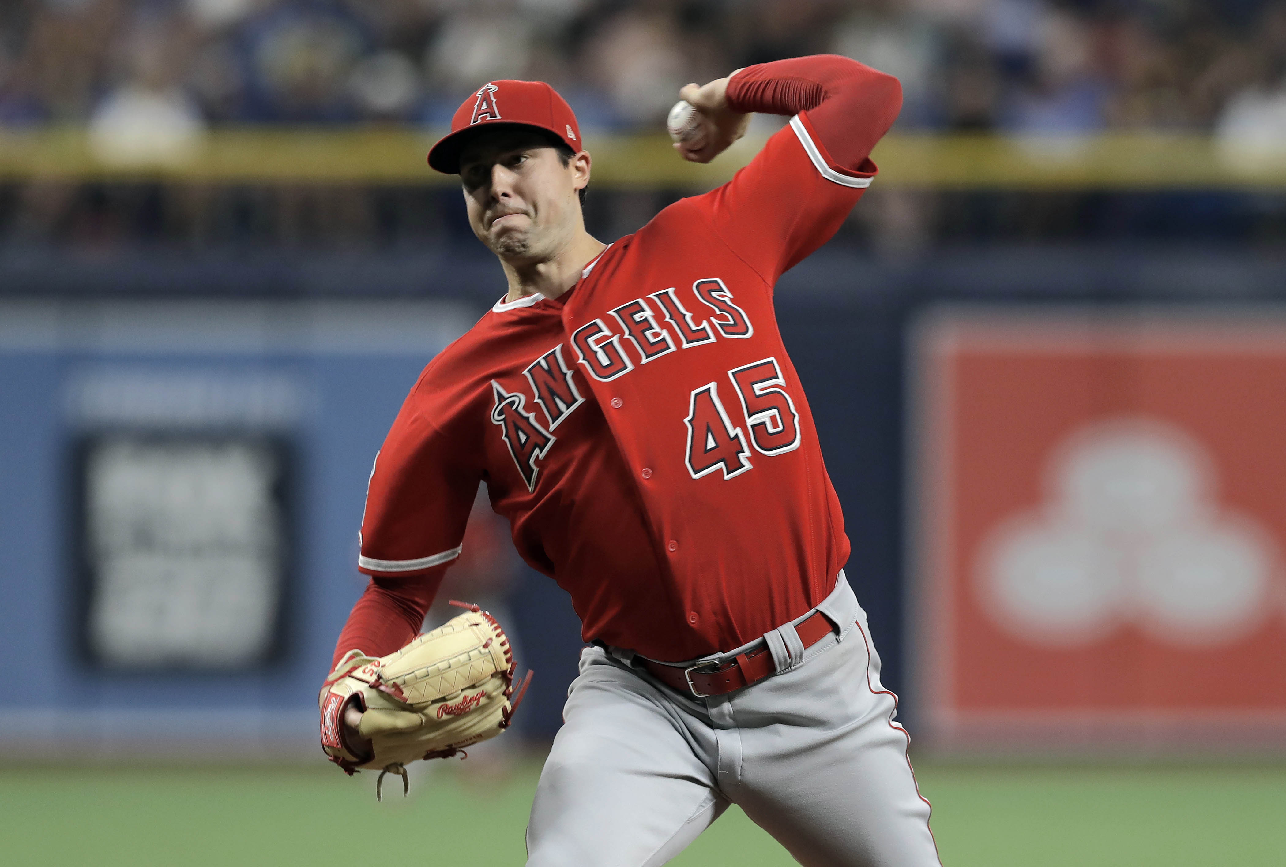 Angels pitcher Tyler Skaggs dead at 27; found in hotel room