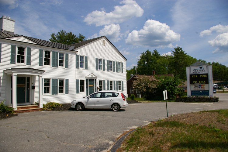 The offices of Allied Real Estate are at 909 Roosevelt Trail, Windham, right at the doorstep of the Lakes Region.