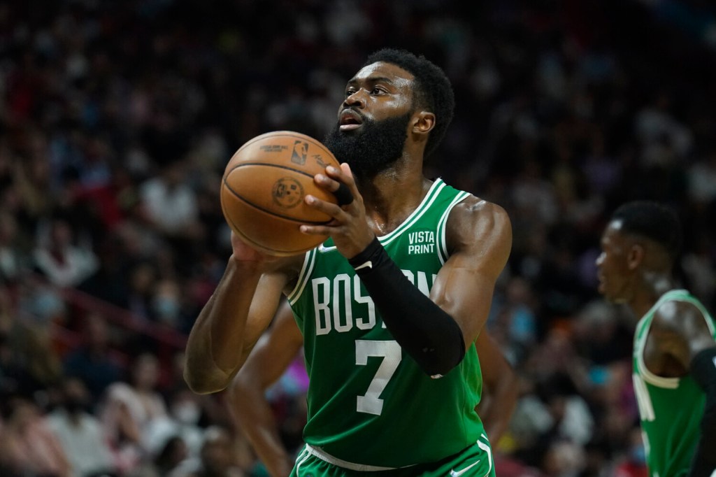 Celtics vs Bulls postponed when Boston drops below 8 players available
