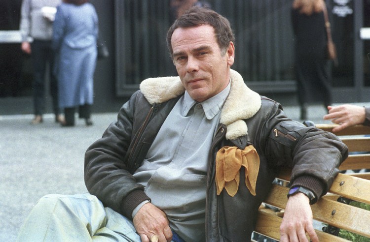 Actor Dean Stockwell poses in Feb 1989