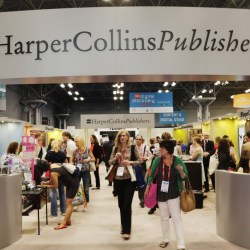 Books-HarperCollins Strike