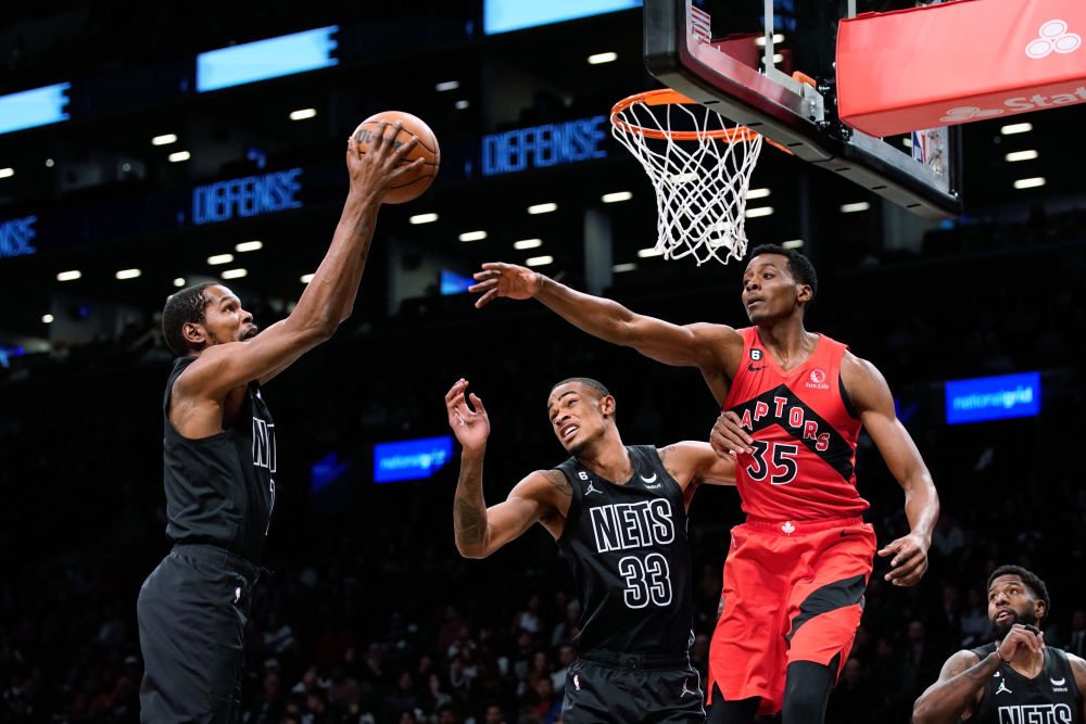 NBA: Hawks edge Raptors on rookie's OT winner