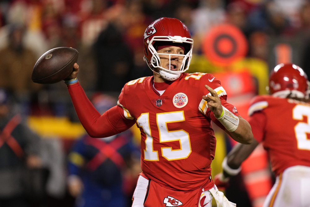 Mahomes aims to lead Chiefs to 5th straight AFC title game