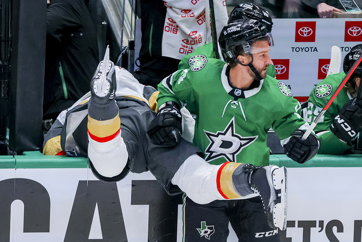 NHL playoffs: Jake Oettinger giving Stars an edge in goalie