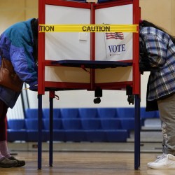 APTOPIX_Election_2020_Maine_Voting_04589