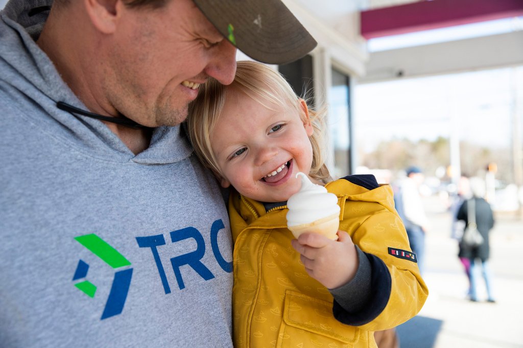 Ice cream cones, sunshine and warmth: Welcome to winter in Maine